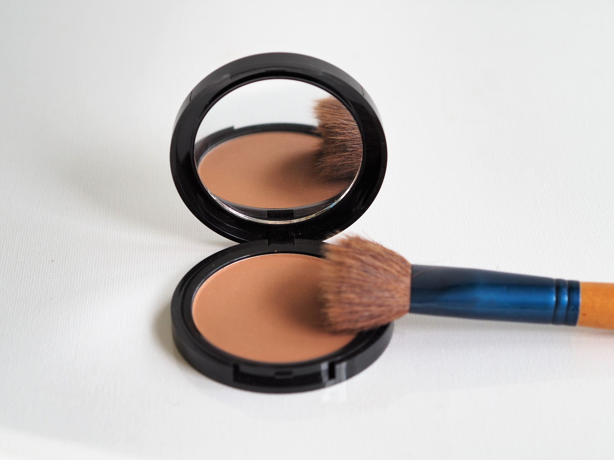 fabulous forever bronzer review