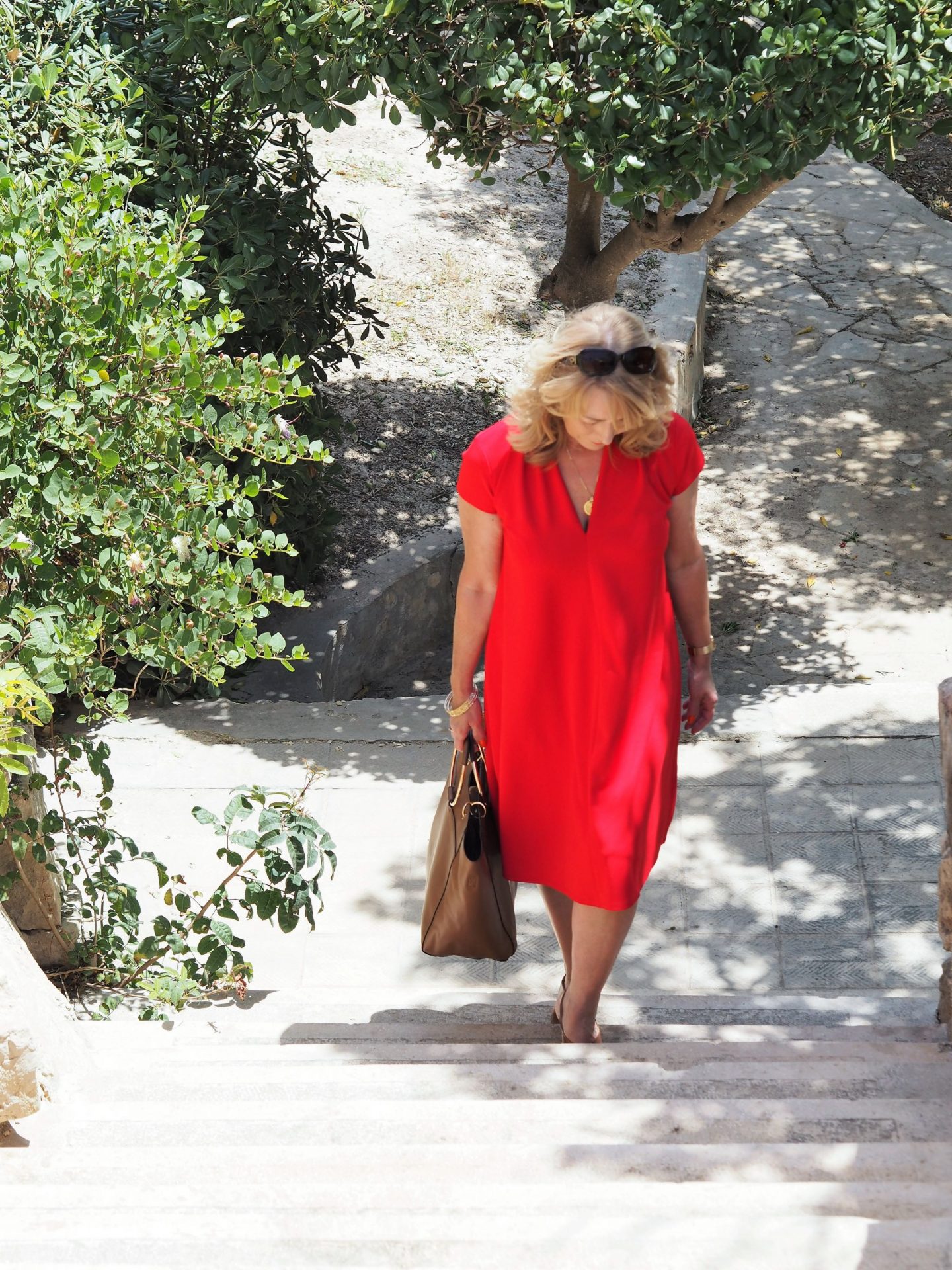 a stylish easy to wear red dress by Havren