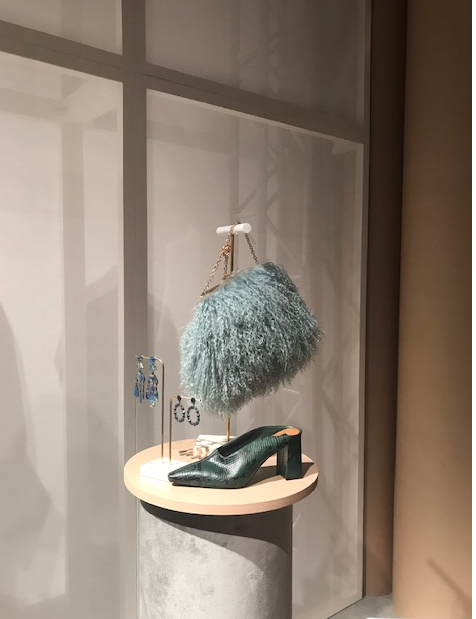 A preview of Marks And Spencer's Autumn Winter collection. I think they've got it in the bag this year. My purse is at the ready! Read on for the preview